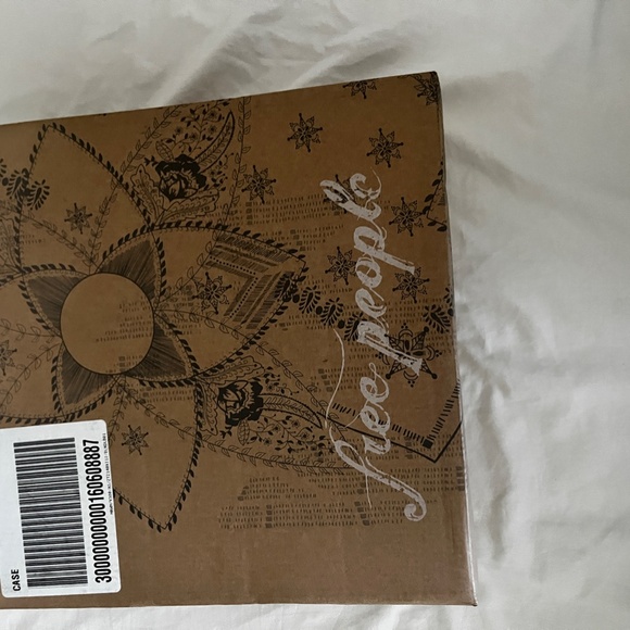 Brady Buckle Showboat in Cognac - Picture 6 of 7